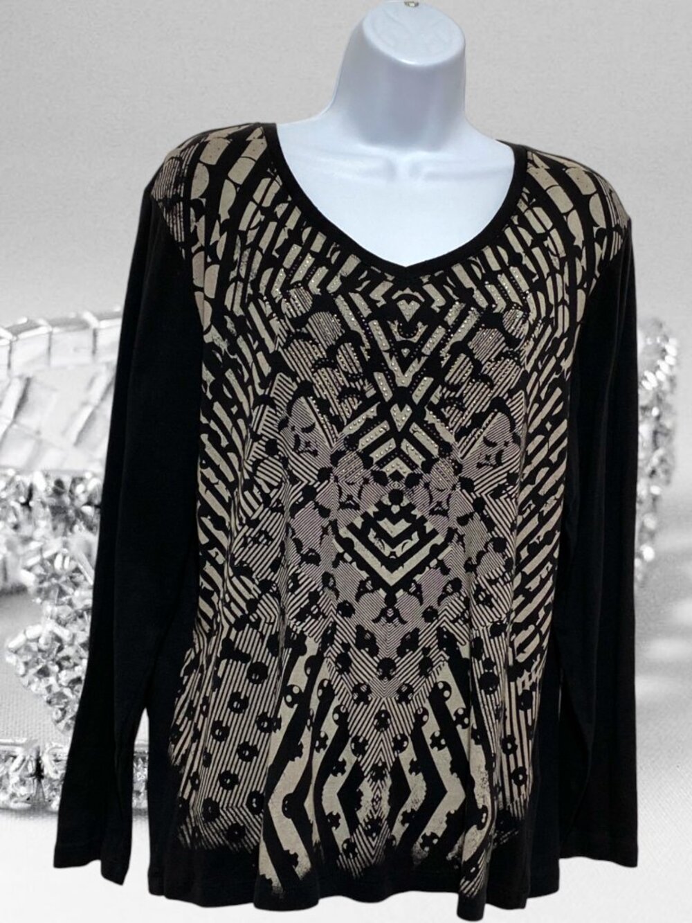 Christopher & Banks-Women's XL Pullover Top Long Sleeve Rhinestone Design-Cotton
